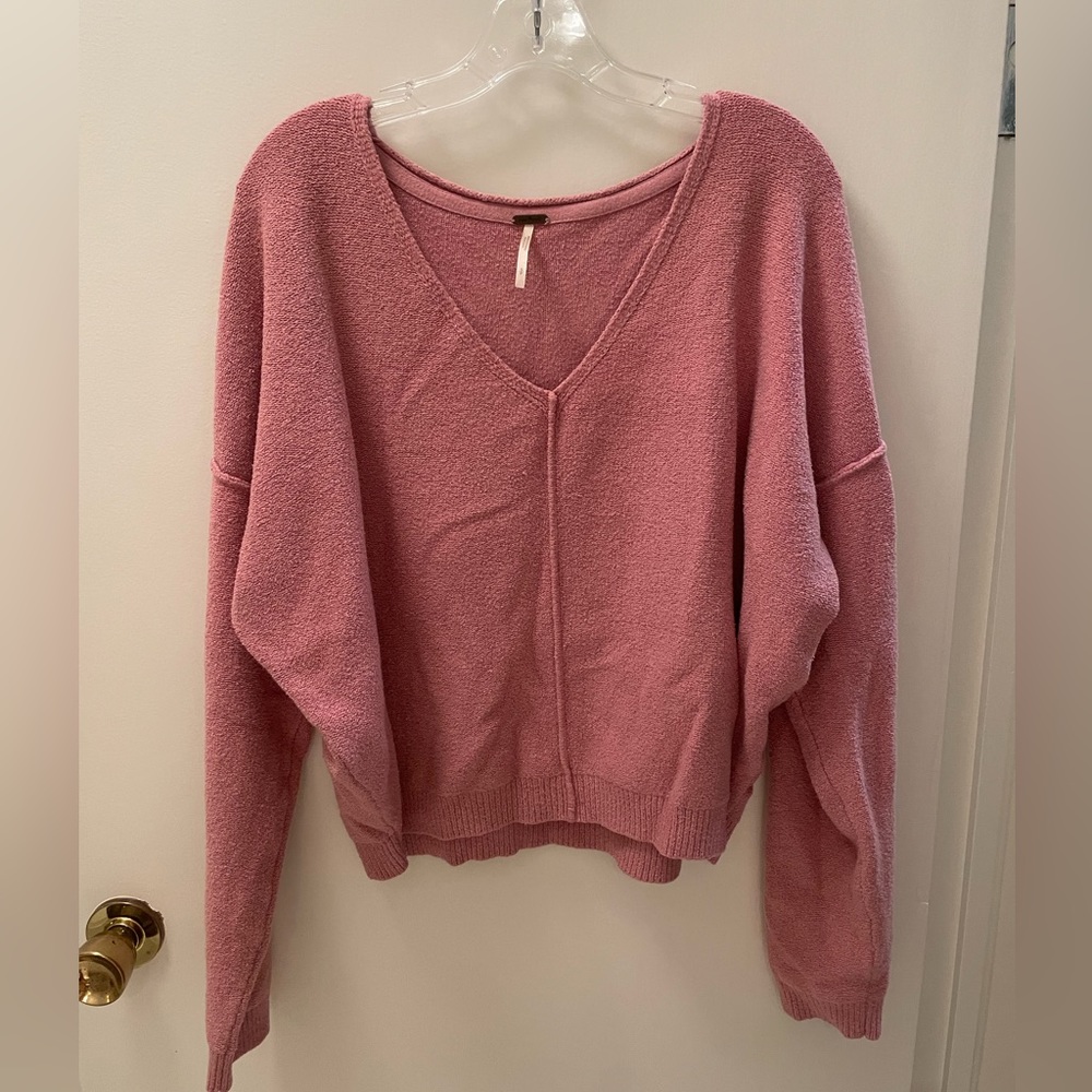 FREE PEOPLE PINK OVERSIZED KNIT SWEATER SIZE SMALL